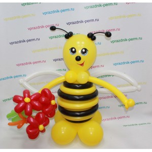 Фигура "Пчёлка с букетом"