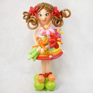 Фигура из шаров "Девочка радуга"